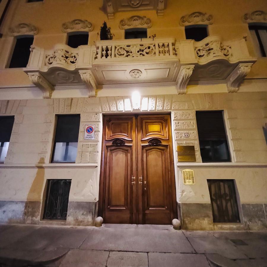 Apartament Casa Vittoria Turyn Zewnętrze zdjęcie